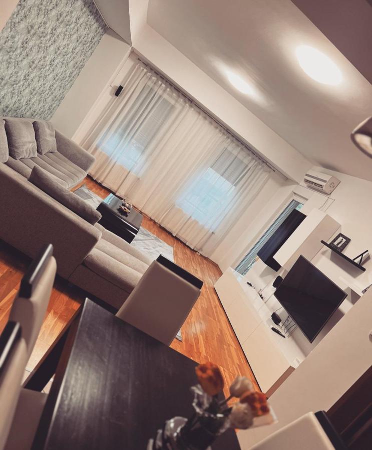 דירות באניה לוקה Iva Lux Stan Na Dan מראה חיצוני תמונה